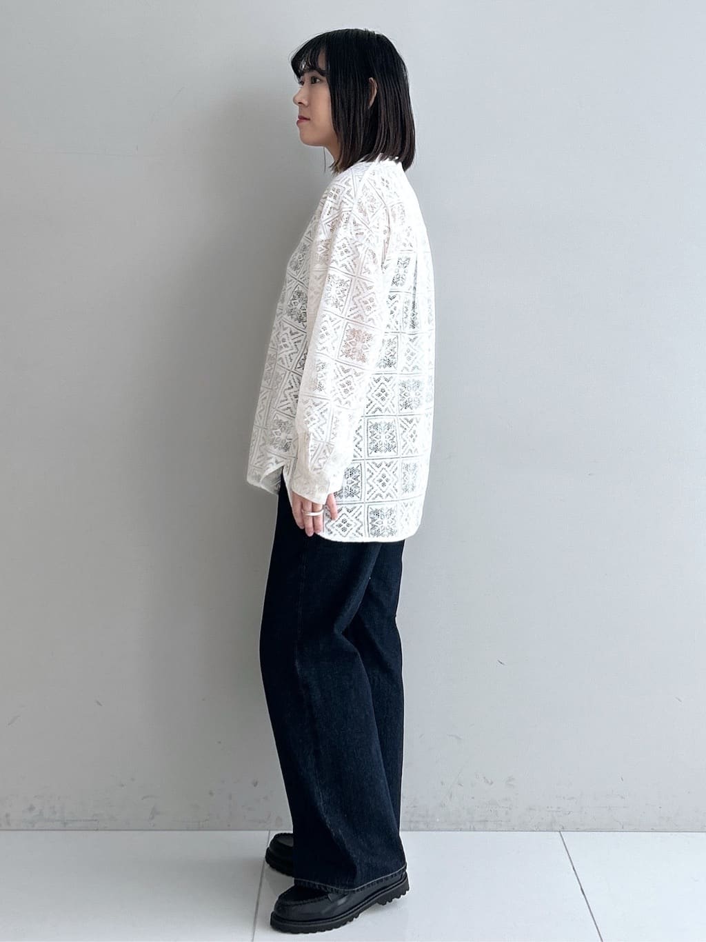 Hirokaさんの「Dessin｜【洗える】スクエアレースノーカラーシャツ」を使ったコーディネート