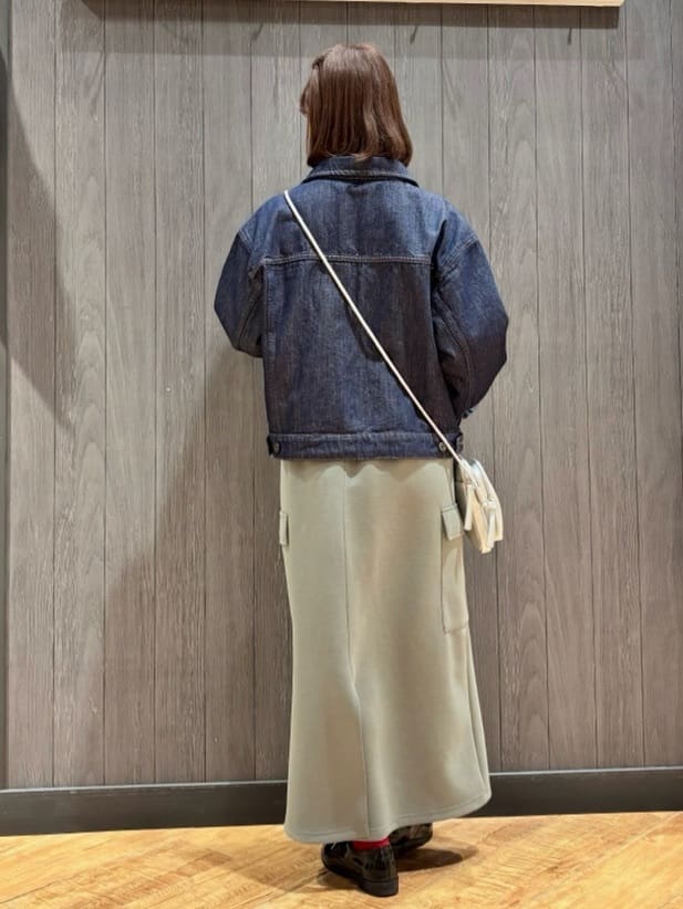 meiさんの「SHOO･LA･RUE｜【SHOO・LA・RUE DENIM】羽織るだけでこなれる　オーバーサイズデニムジャケット」を使ったコーディネート