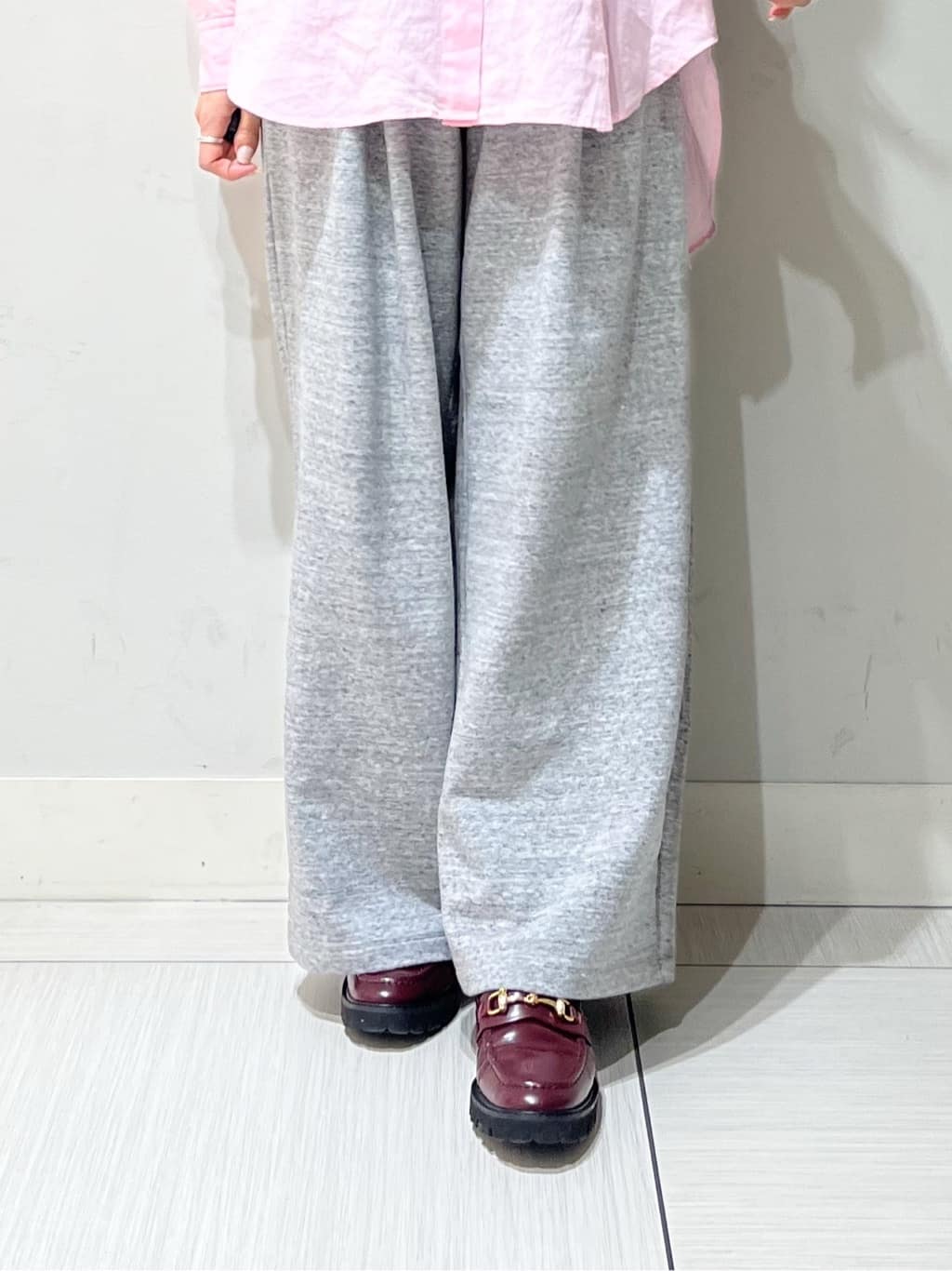 じゅんさんの「DRESSTERIOR｜【人気定番/ウォッシャブル】ガーメントダイラミーシャツ」を使ったコーディネート