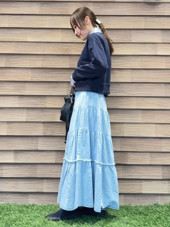 himiさんの「SHOO･LA･RUE｜【洗濯機可】1枚でサマ見え シャツレイヤード風 スウェット」を使ったコーディネート