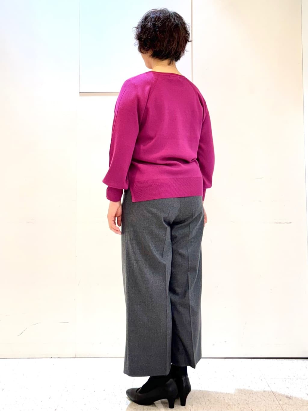 ヤスコさんの「Reflect｜【ゆったり着られる◎】ラグランスリーブニット」を使ったコーディネート