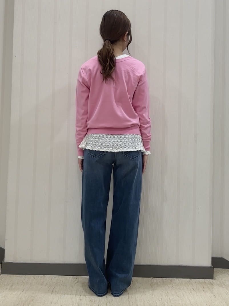 ちひさんの「INDIVI｜【洗える／アンサンブル可能】シンプルデザインニット」を使ったコーディネート