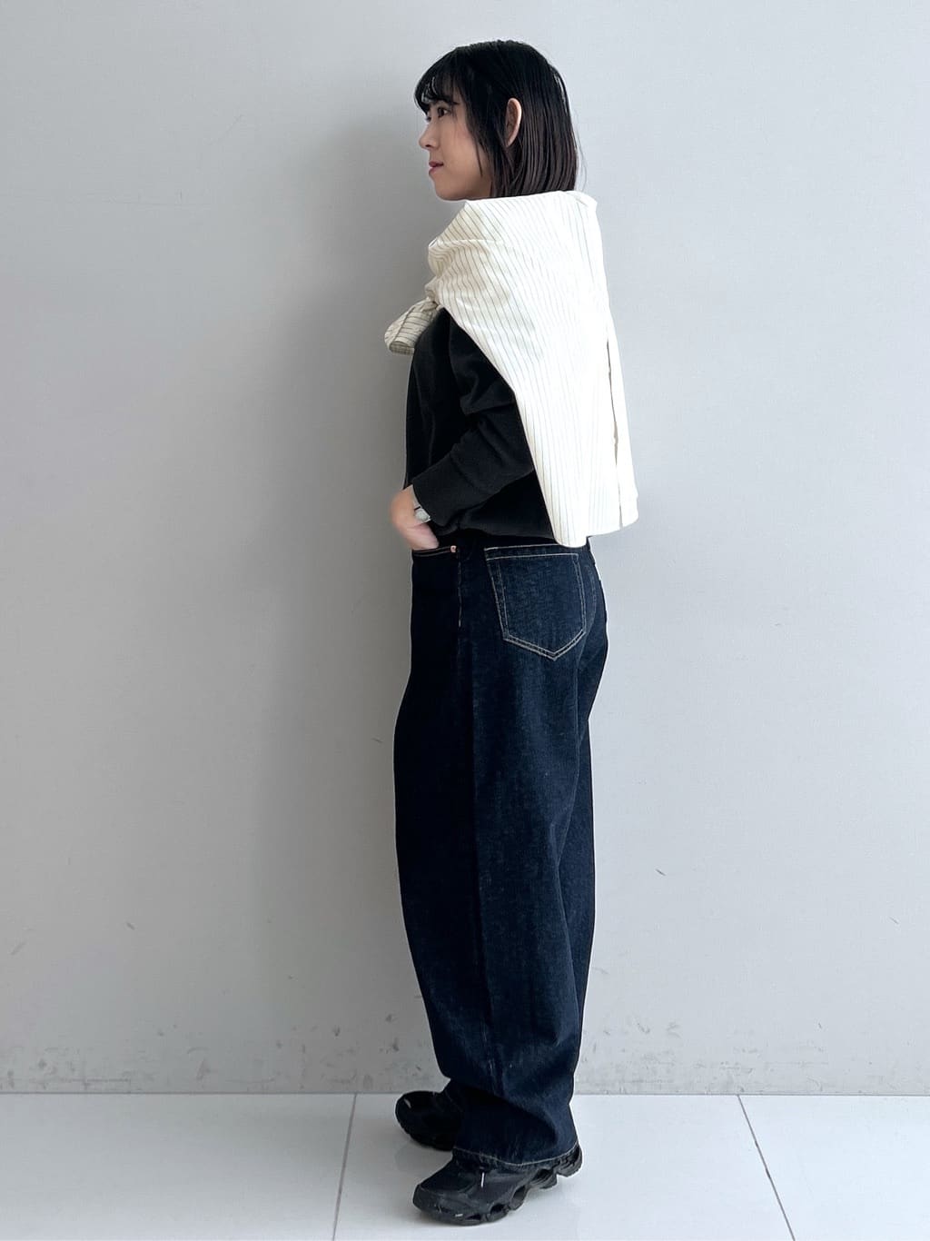 Hirokaさんの「Dessin｜【洗える】バックボタンオーバーシャツ」を使ったコーディネート