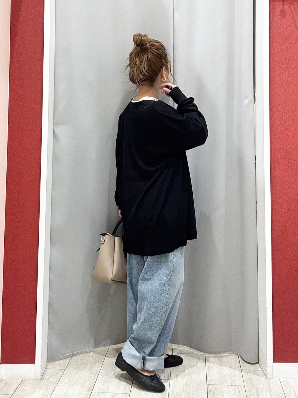 shioさんの「SHOO･LA･RUE｜【洗濯機可/UV】さらっとしたタッチが心地よい ミドルカーディガン」を使ったコーディネート