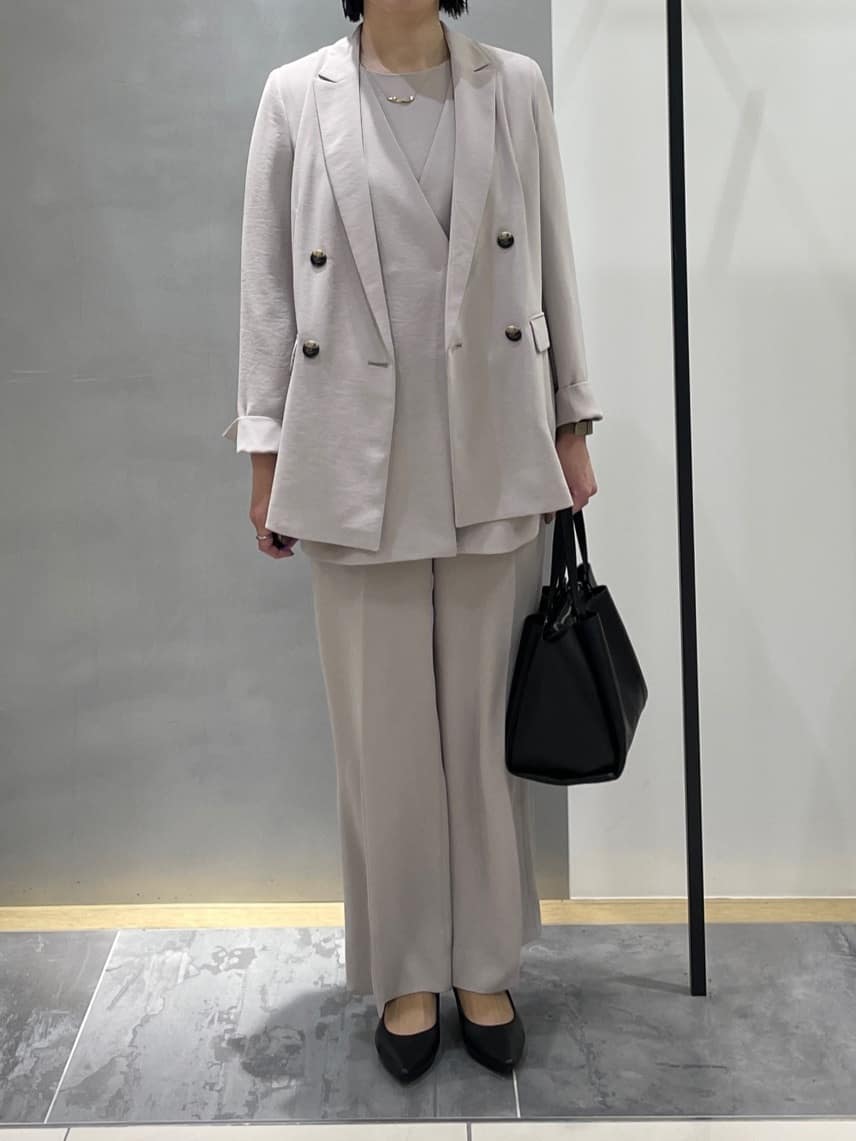 shihoさんの「INDIVI｜【洗える／多機能／SETUP可】着る日傘ダブルジャケット」を使ったコーディネート