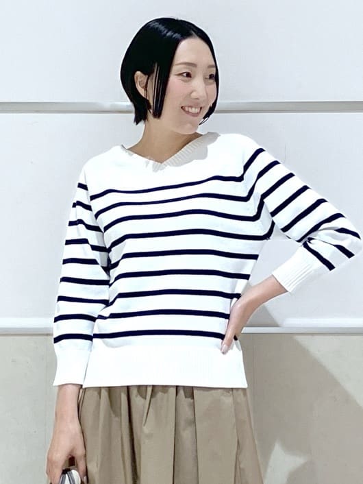 eriko さんの「Dessin｜【洗える】コットンVネックニット」を使ったコーディネート