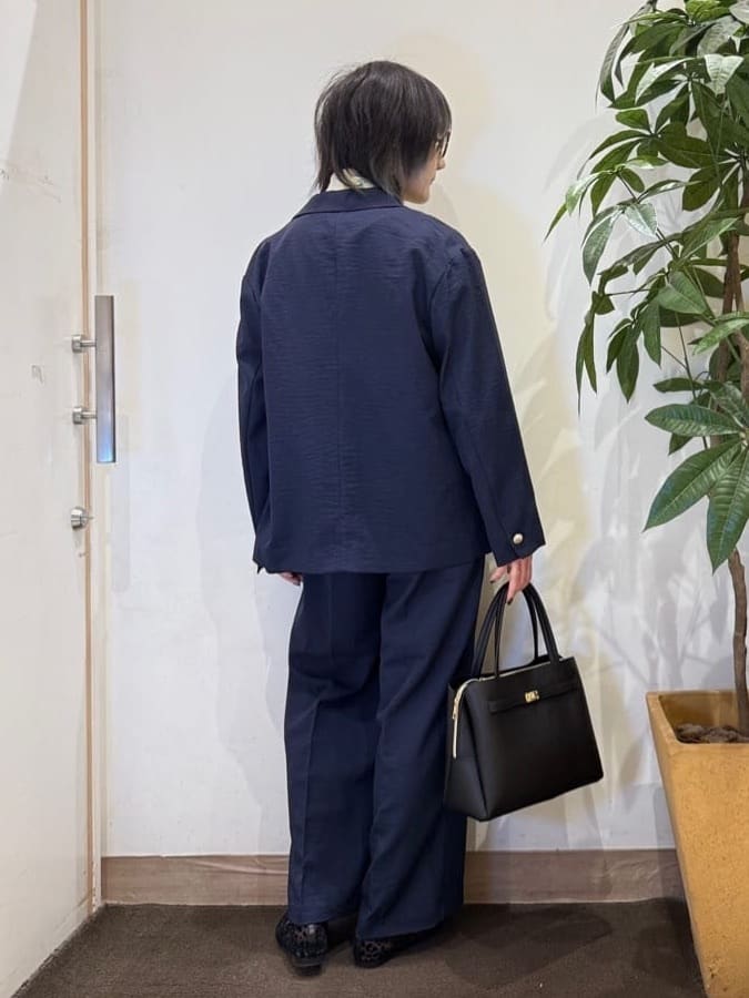 misakiさんの「SHOO･LA･RUE｜【洗濯機可/セットアップ可/UV/SS-LL】楽してきちんと きれい見えゆったりワイドパンツ」を使ったコーディネート