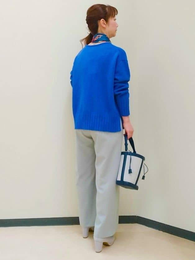 花さんの「Reflect｜ドライタッチストレートワイドパンツ」を使ったコーディネート