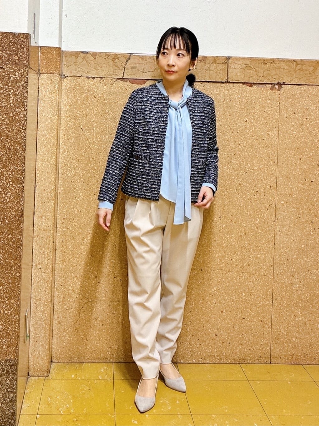 hattoriさんの「INDIVI｜【洗える】ジョーゼットボウタイブラウス」を使ったコーディネート