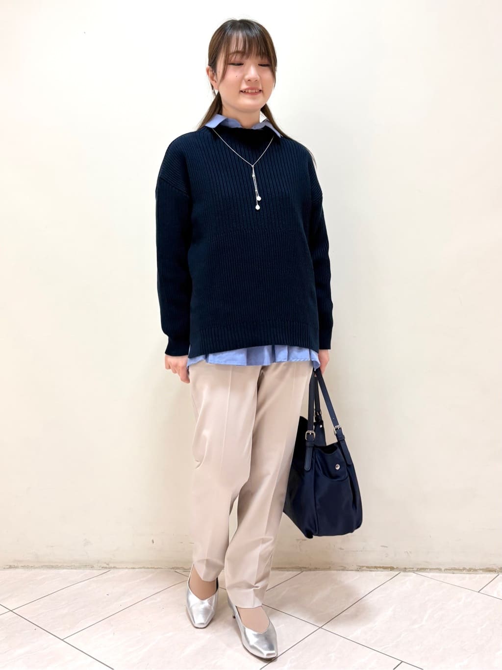 mikiさんの「Reflect｜【腰周りカバー／長め丈】モックネックニットプルオーバー」を使ったコーディネート