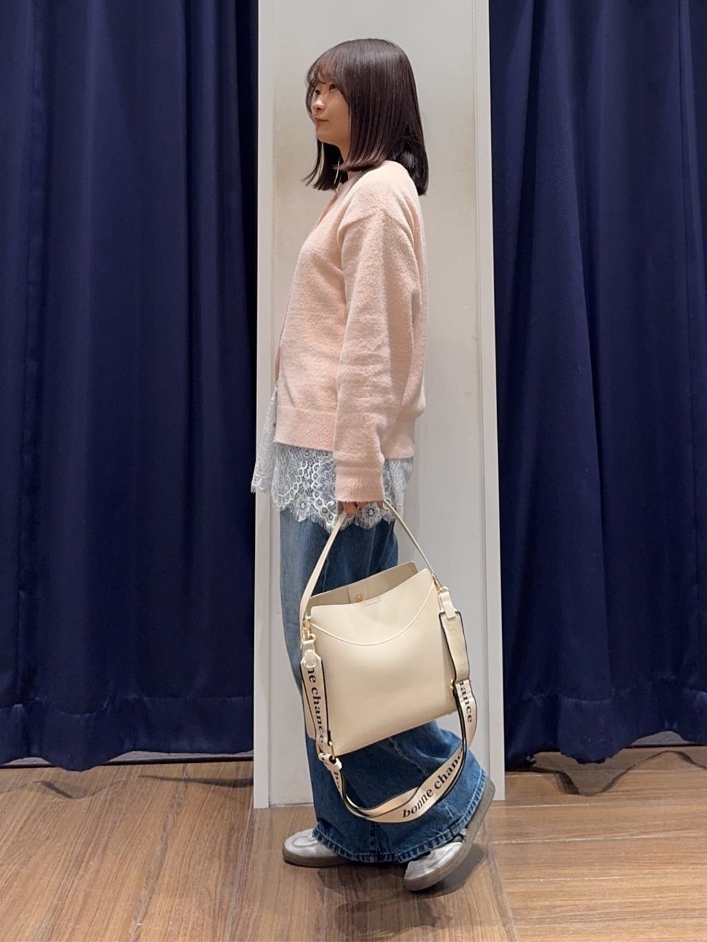 cherryさんの「THE SHOP TK｜ふわふわミニシャギー クルーネックカーディガン」を使ったコーディネート