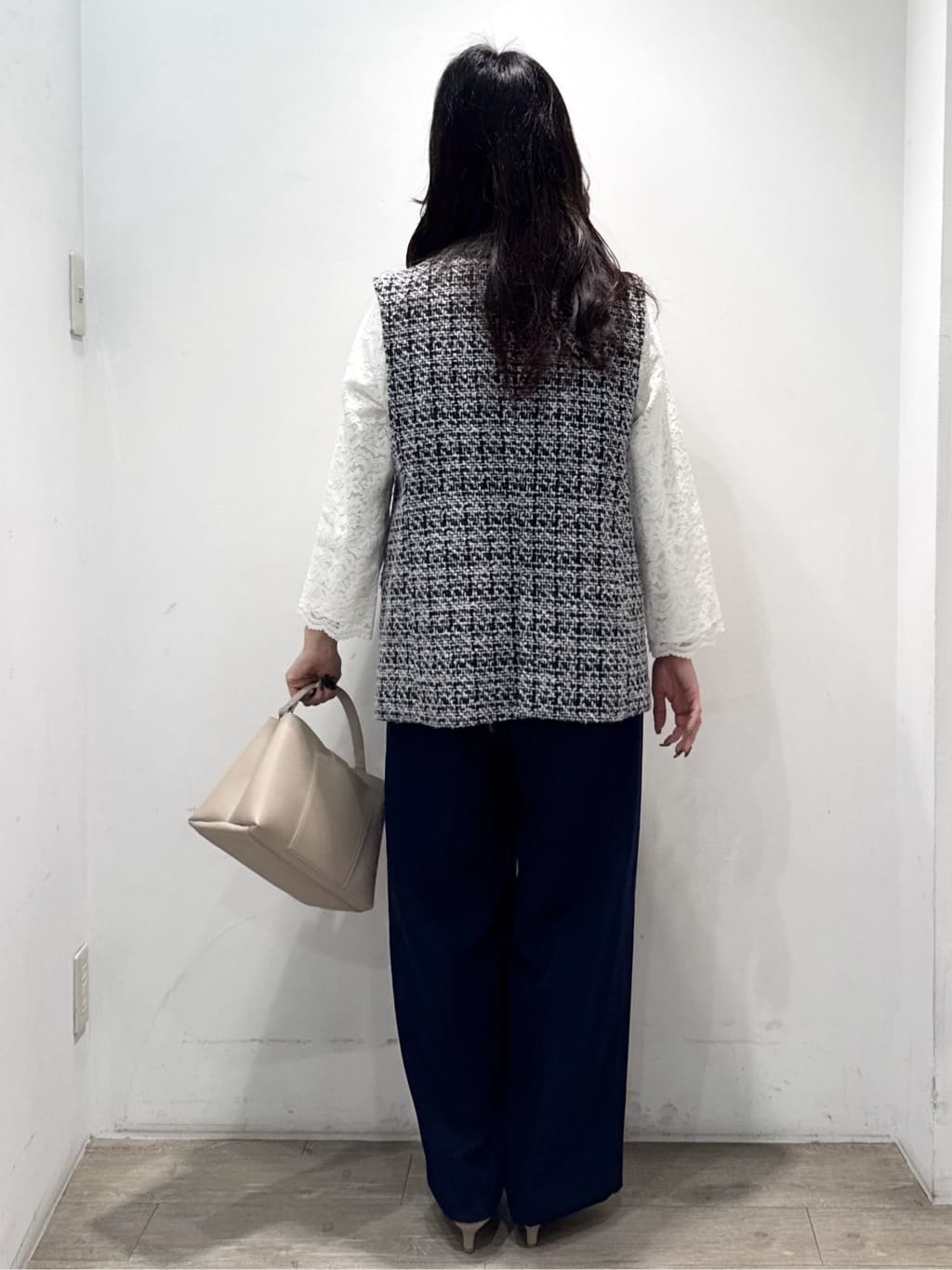 yuicciさんの「OPAQUE.CLIP｜《通勤対応》ツイードジレ【洗える】」を使ったコーディネート
