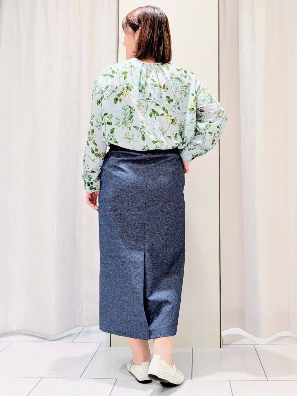 Onumaさんの「UNTITLED｜【花柄/洗える】ボタニカルブラウス」を使ったコーディネート