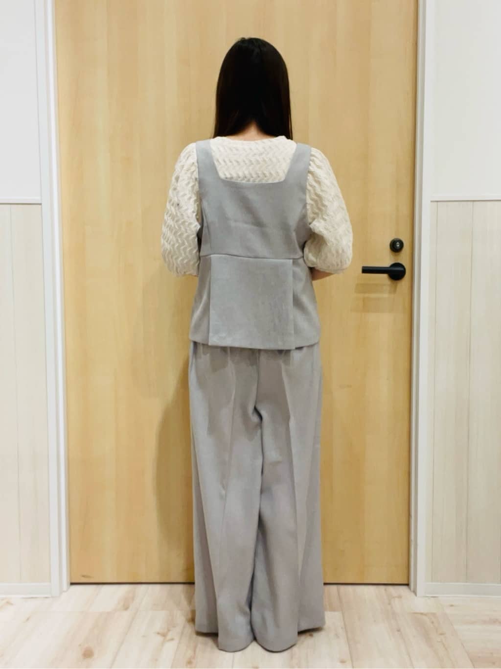 minamiさんの「SHOO･LA･RUE｜【2点セット/S-LL】着回し力も抜群 着るだけで決まる大人上品セットアップ」を使ったコーディネート