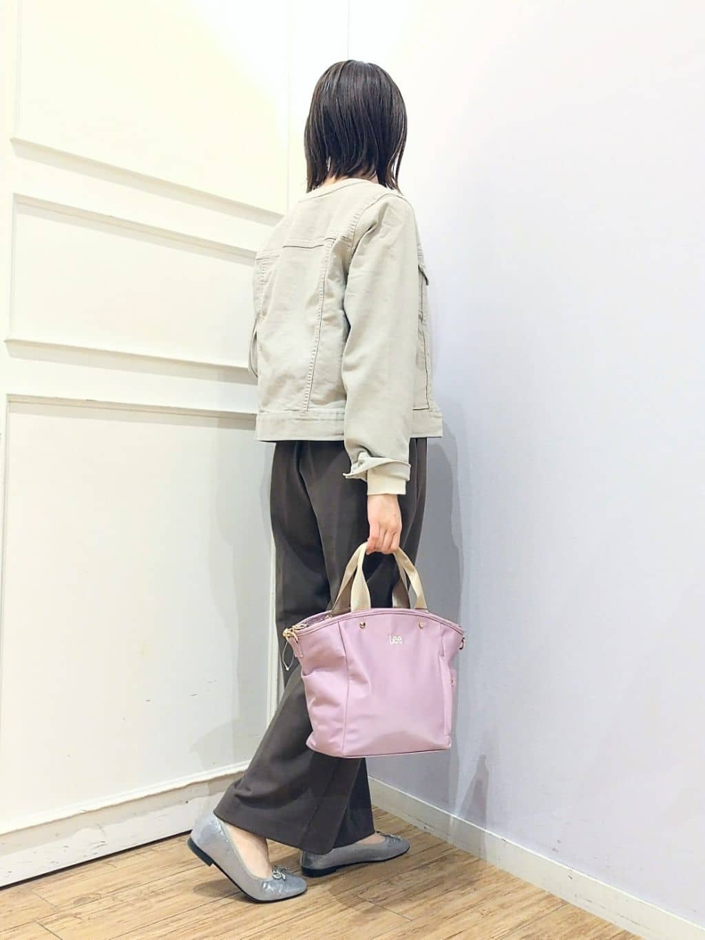 miomioさんの「SHOO･LA･RUE｜【Lee別注／撥水】6ポケットトートバッグ」を使ったコーディネート