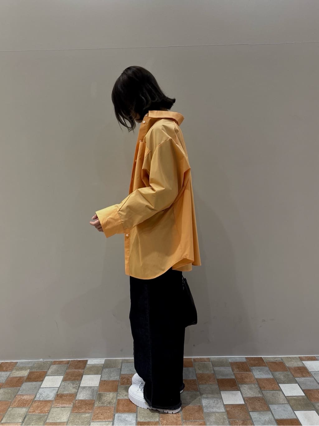 みゆさんの「INDIVI｜【PUMA】ウィメンズ メイズ レザー スニーカー」を使ったコーディネート