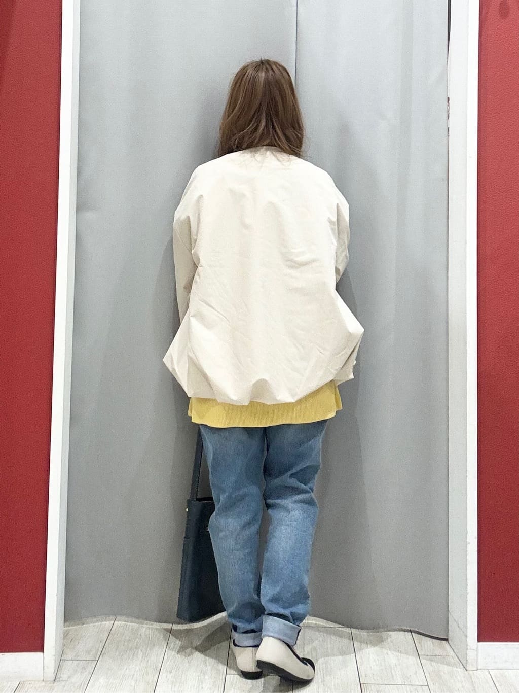 shioさんの「SHOO･LA･RUE｜【高レビュー/洗濯機可/S-LL】さらに軽くなった スポンディッシュ裾フェイクトップス」を使ったコーディネート