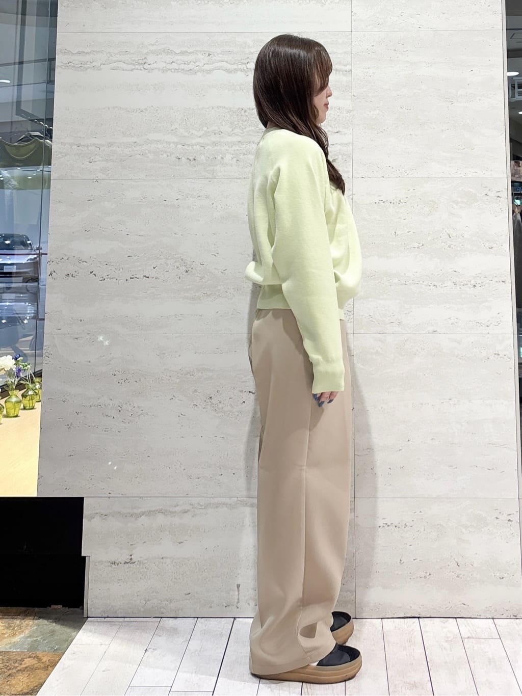 かほさんの「OPAQUE.CLIP｜イージーワイドパンツ【洗濯機OK】」を使ったコーディネート