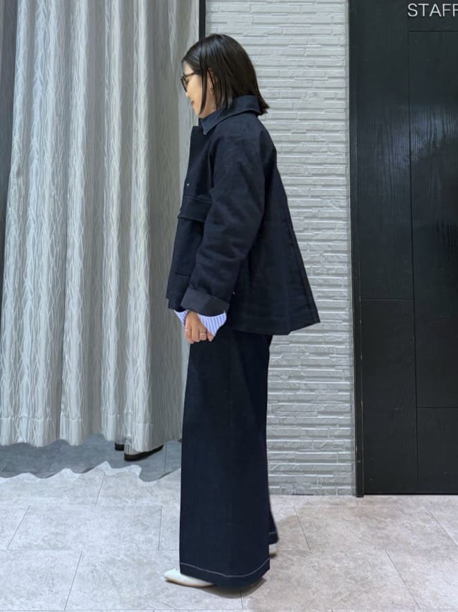 chさんの「THE SHOP TK｜大人かっこいい 軽やかデニム＆チノブルゾン」を使ったコーディネート