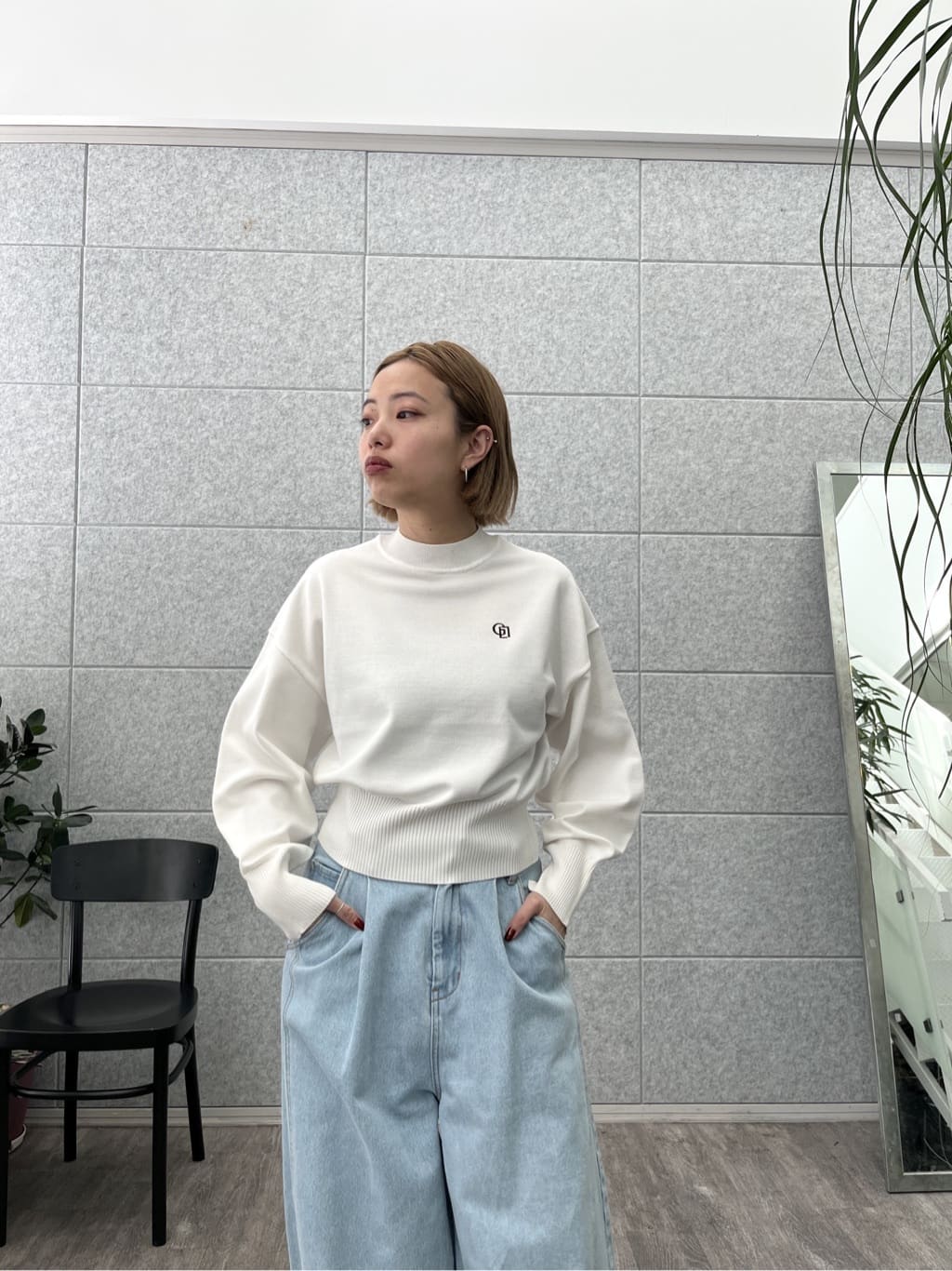 Harukaさんの「INDIVI｜Timeless｜フォルムロゴニット」を使ったコーディネート