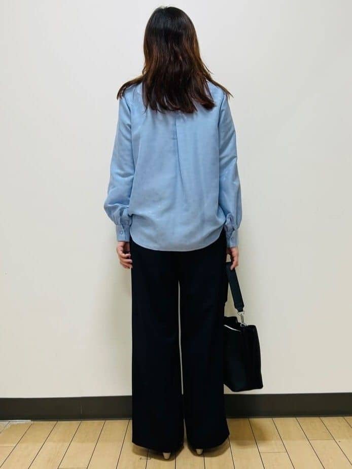 miiiさんの「Reflect｜ドライタッチストレートワイドパンツ」を使ったコーディネート