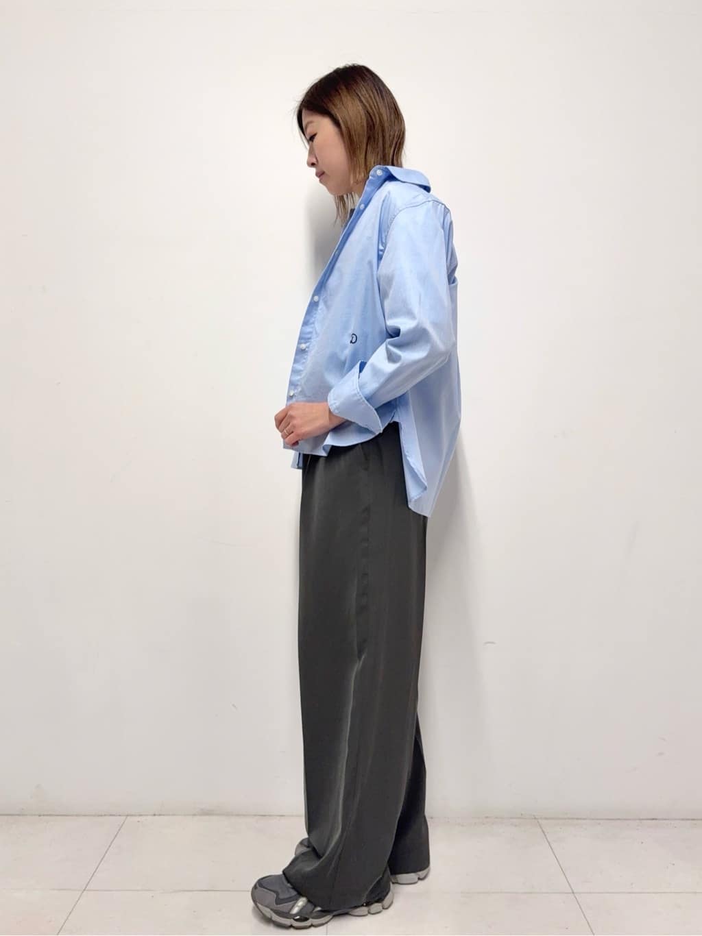 Nishijimaさんの「DRESSTERIOR｜【通勤用/ウォッシャブル】オックスフォードシャツ」を使ったコーディネート