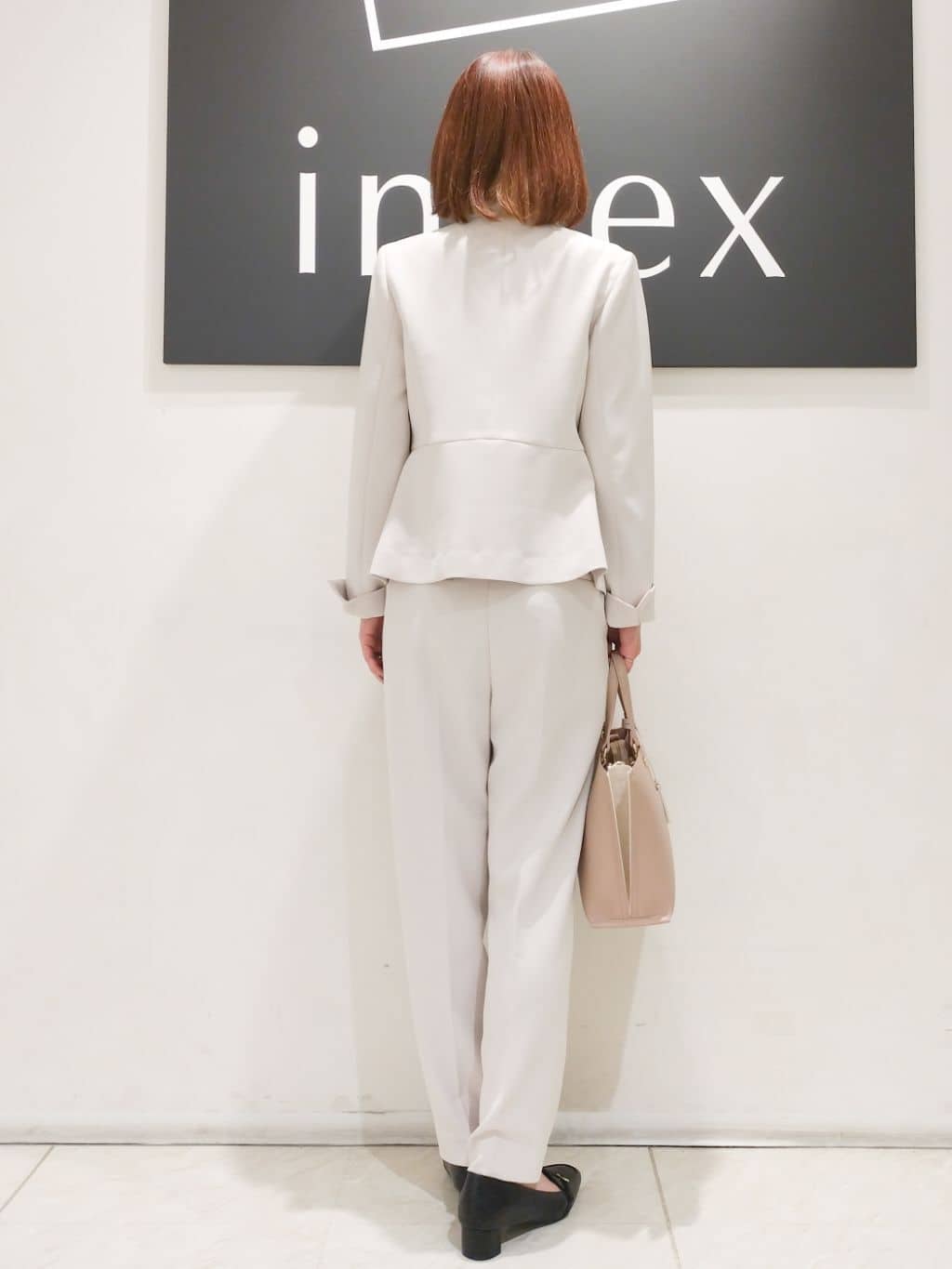 n.さんの「index｜アシンメトリーボウタイブラウス【洗濯機OK／イージーアイロン／防シワ】《XS～LL》」を使ったコーディネート