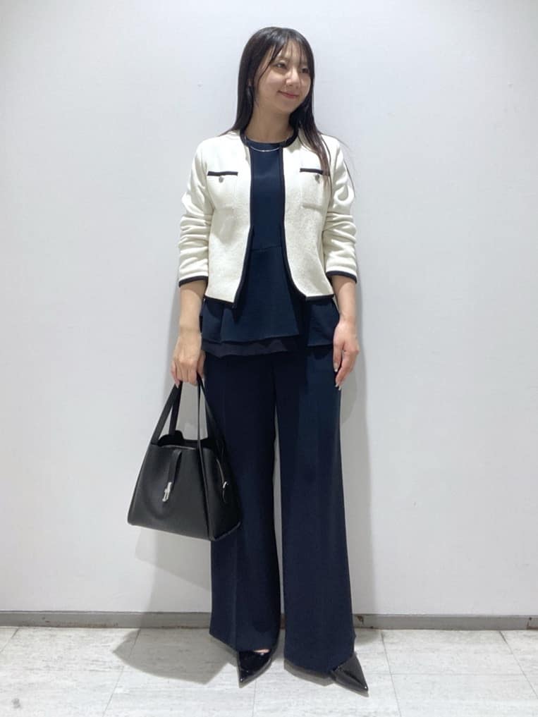 meiさんの「INDIVI｜【軽量】ブークレジャケット ニットカーディガン」を使ったコーディネート