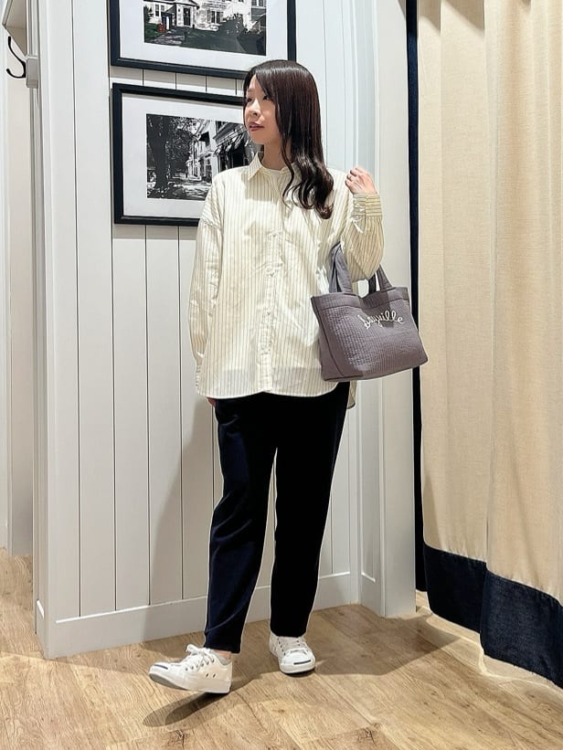 mihoさんの「Dessin｜【洗える】バックボタンオーバーシャツ」を使ったコーディネート