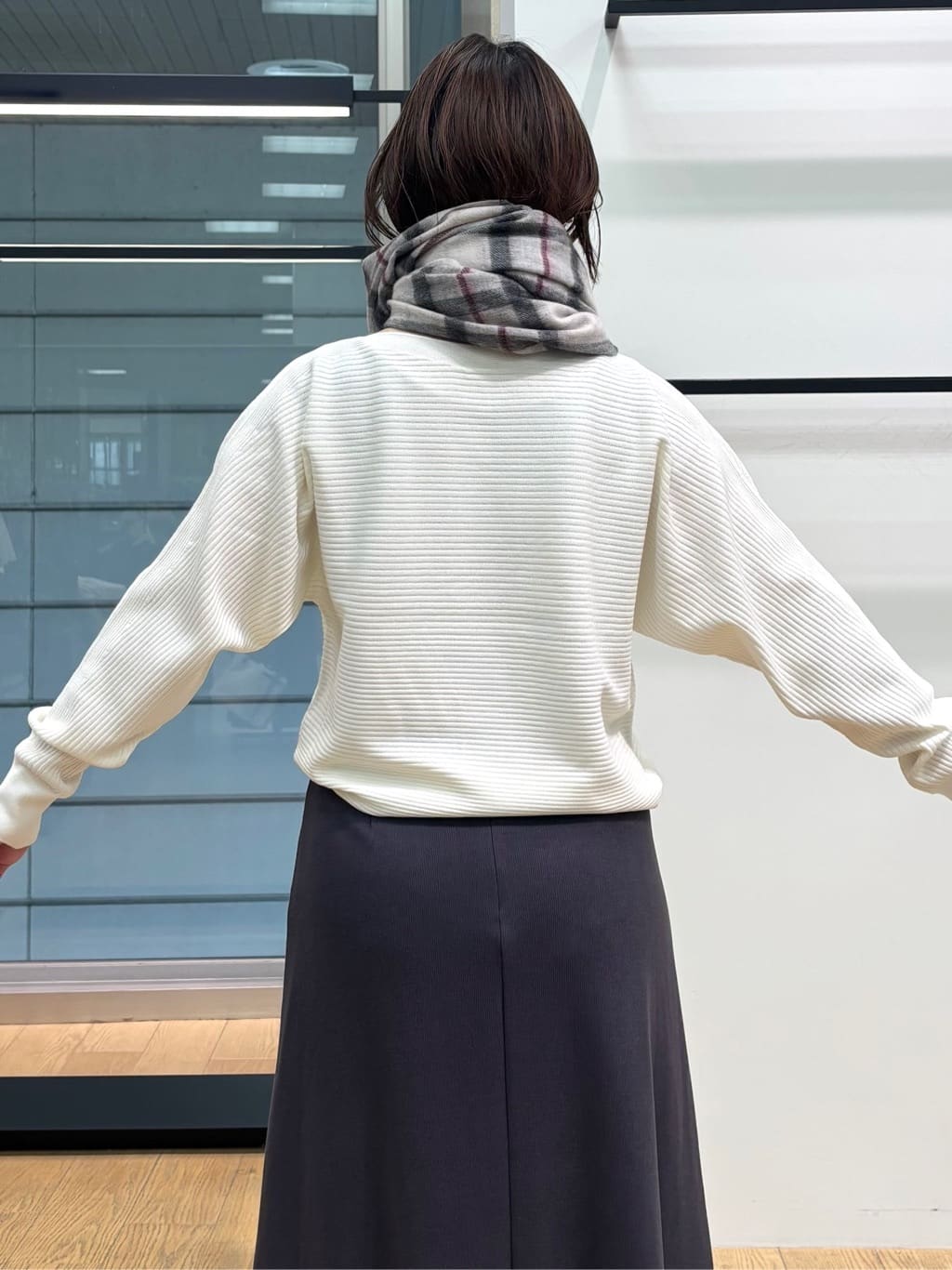 asamiさんの「INDIVI｜【洗える／体型カバー】美シルエットニット」を使ったコーディネート