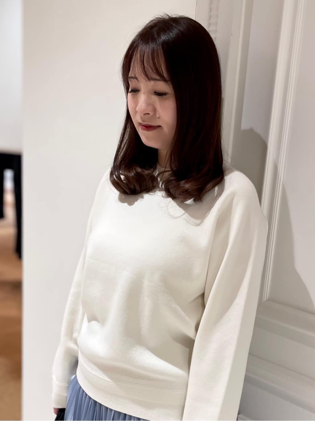 minowaさんの「DRESSTERIOR｜ウォッシャブルブライトシアープリーツスカート」を使ったコーディネート