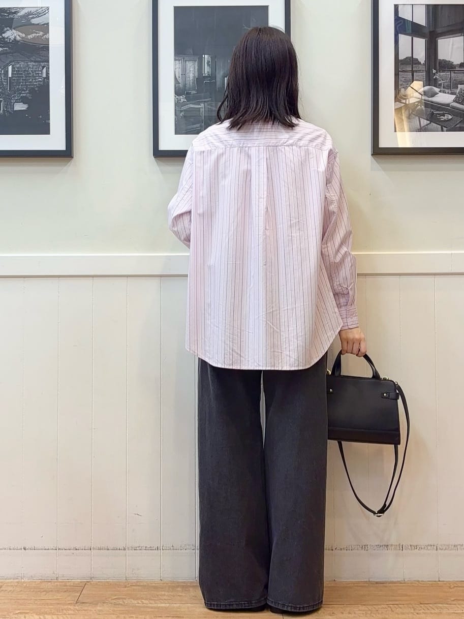 えぬさんの「SHOO･LA･RUE｜【SHOO・LA・RUE DENIM/S-LL】体型カバーにも バギーデニムワイドパンツ」を使ったコーディネート