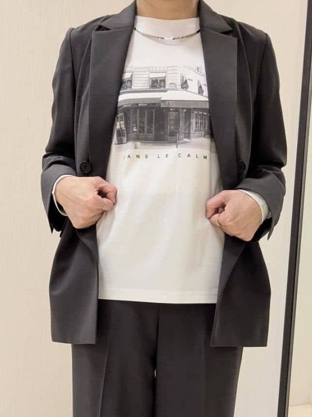 u-macoさんの「UNTITLED｜【新色追加/セットアップ可】エアリー ダブルブレストジャケット」を使ったコーディネート