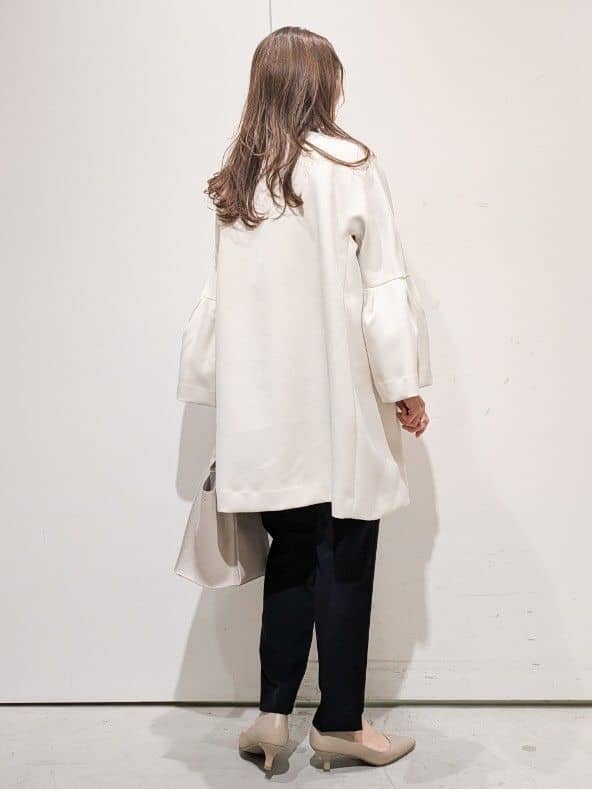 machiさんの「OPAQUE.CLIP｜フレアスリーブミドルコート【洗濯機OK】」を使ったコーディネート