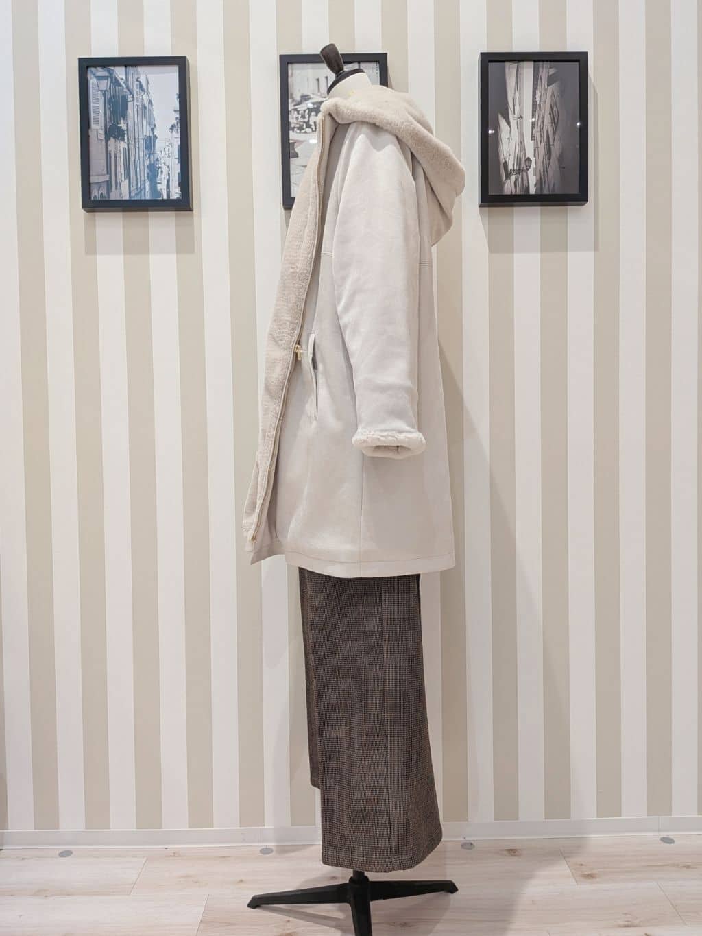 naoさんの「SHOO･LA･RUE｜【高レビュー/2WAY】きれい見えで上品な ストライプファートートバッグ」を使ったコーディネート