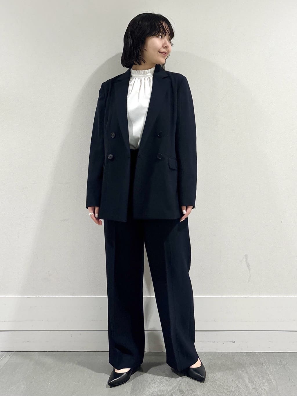 モエカさんの「UNTITLED｜【新色追加/接触冷感/セットアップ可】エアリー ワイドパンツ」を使ったコーディネート