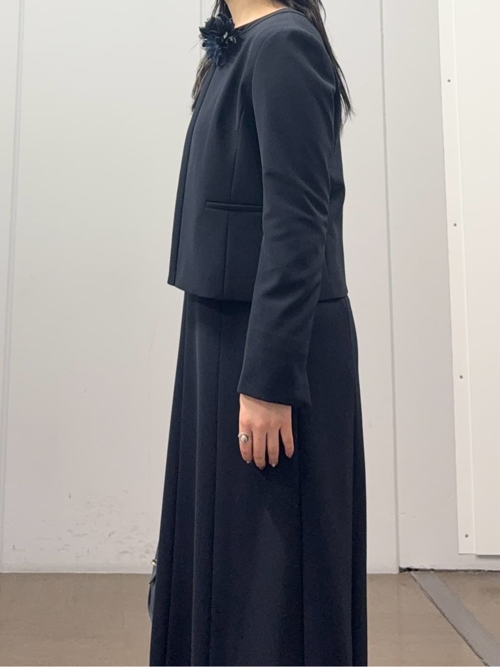 mizukiさんの「INDIVI｜【上品光沢／SETUP可能】切り替えデザインジャケット」を使ったコーディネート