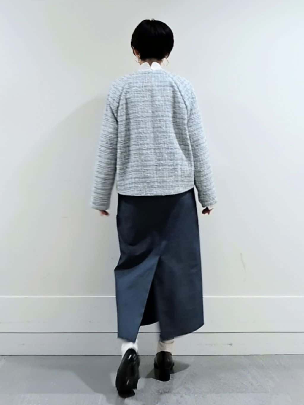 ミズタさんの「UNTITLED｜【きれいめカジュアル】ツイードジップジャケット」を使ったコーディネート