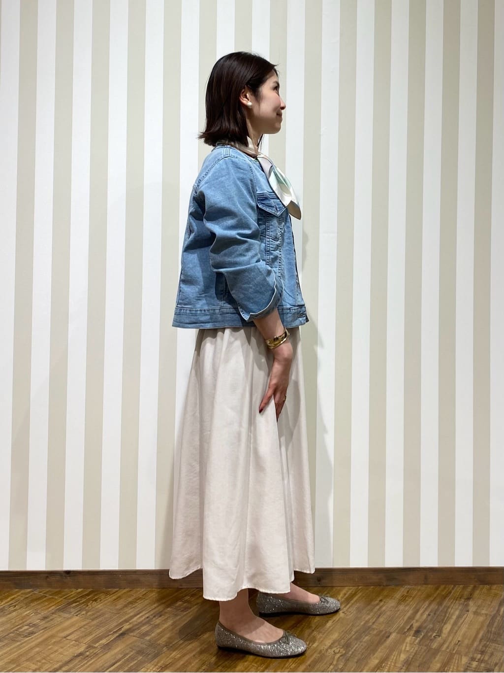 SAOさんの「SHOO･LA･RUE｜【ふかふか】フェミニンにもカジュアルにも合わせやすい 大人のバレエシューズ」を使ったコーディネート