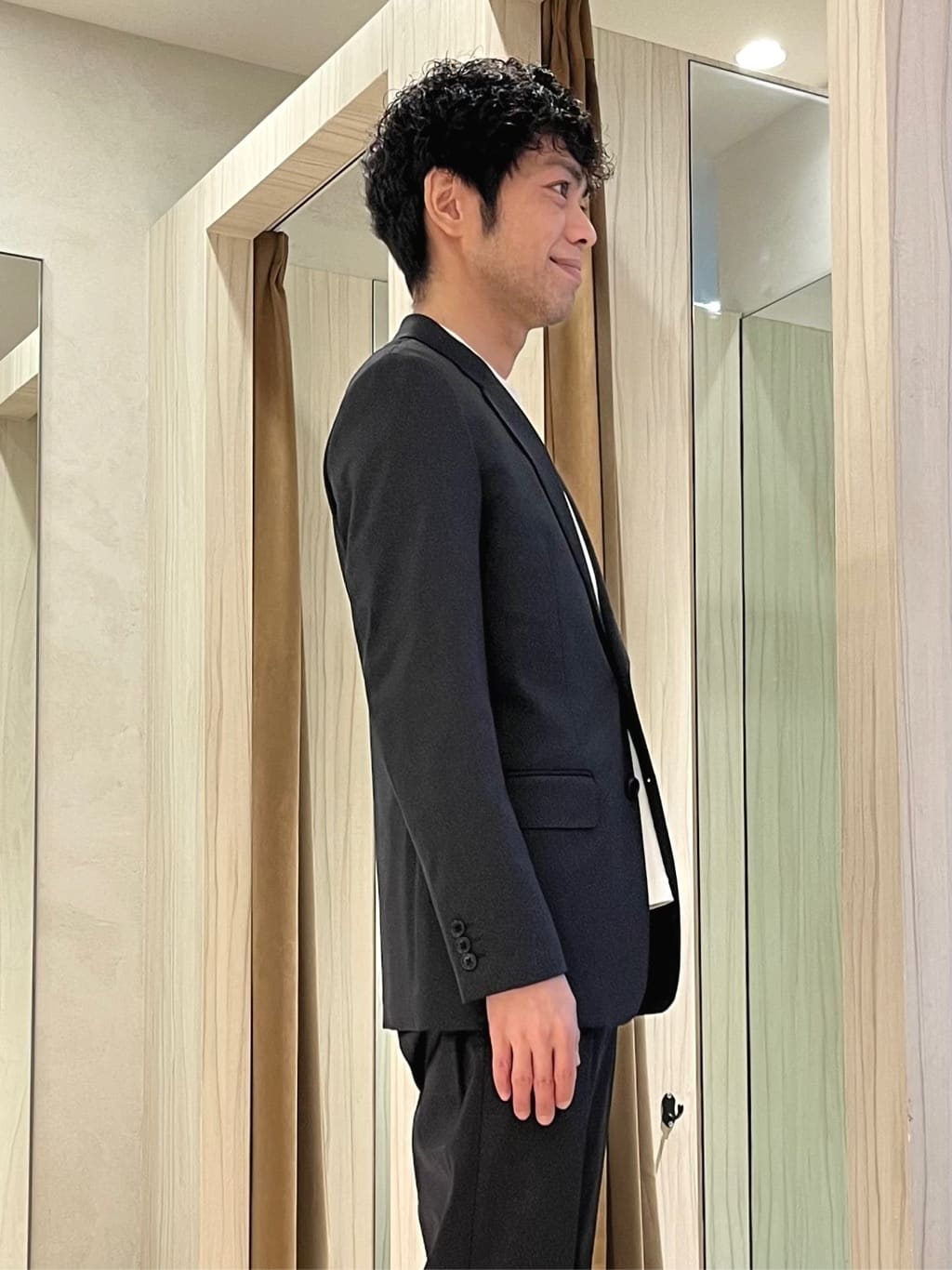 URAさんの「TAKEO KIKUCHI｜【ダウンライナー付き】ドビースタンドカラーコート」を使ったコーディネート