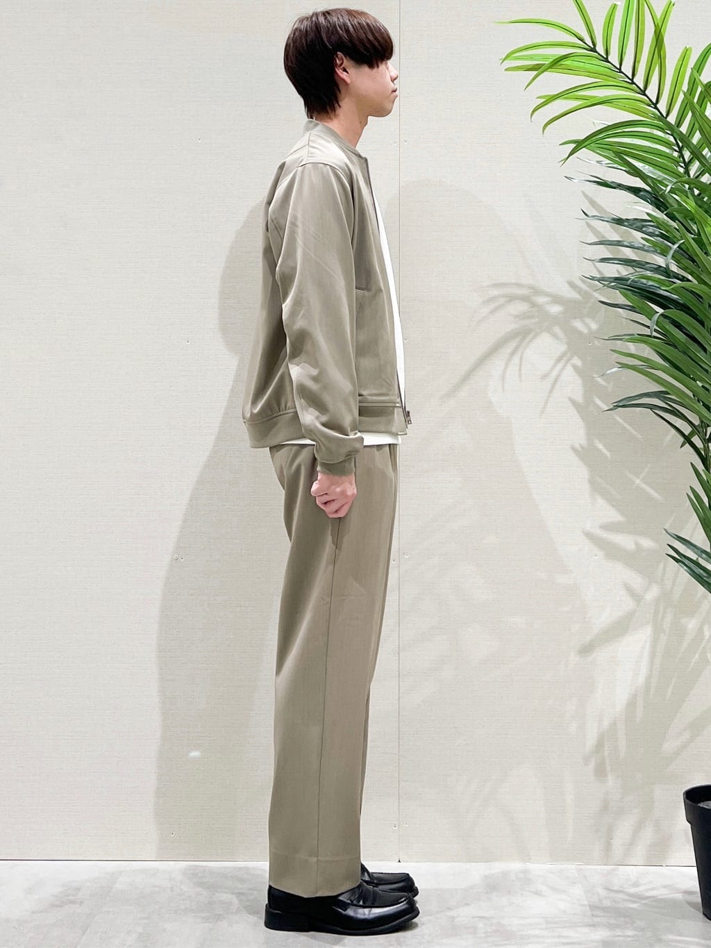 SHI-MAさんの「THE SHOP TK｜FLEX LINE ストレッチリブブルゾン　ストレッチ/防シワ/マシンウォッシャブル/セットアップ可」を使ったコーディネート