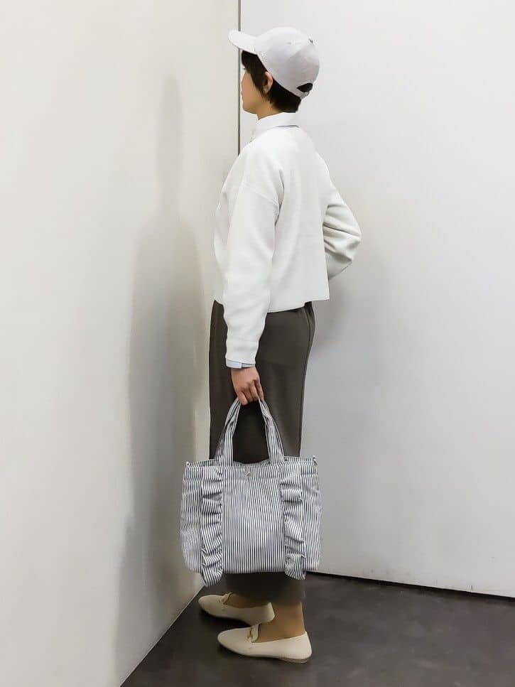 やまちゃんさんの「grove｜毎日着たくなる、もちもち畦編みニット」を使ったコーディネート