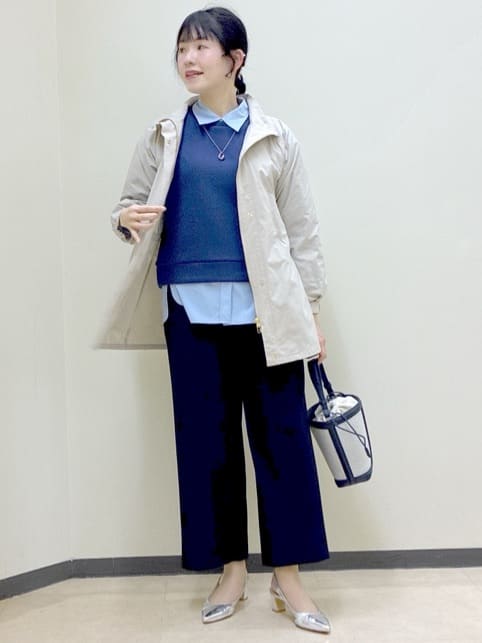  beni_gingerさんの「Reflect｜【撥水】ストレッチタフタミドル丈スタンドカラーコート」を使ったコーディネート