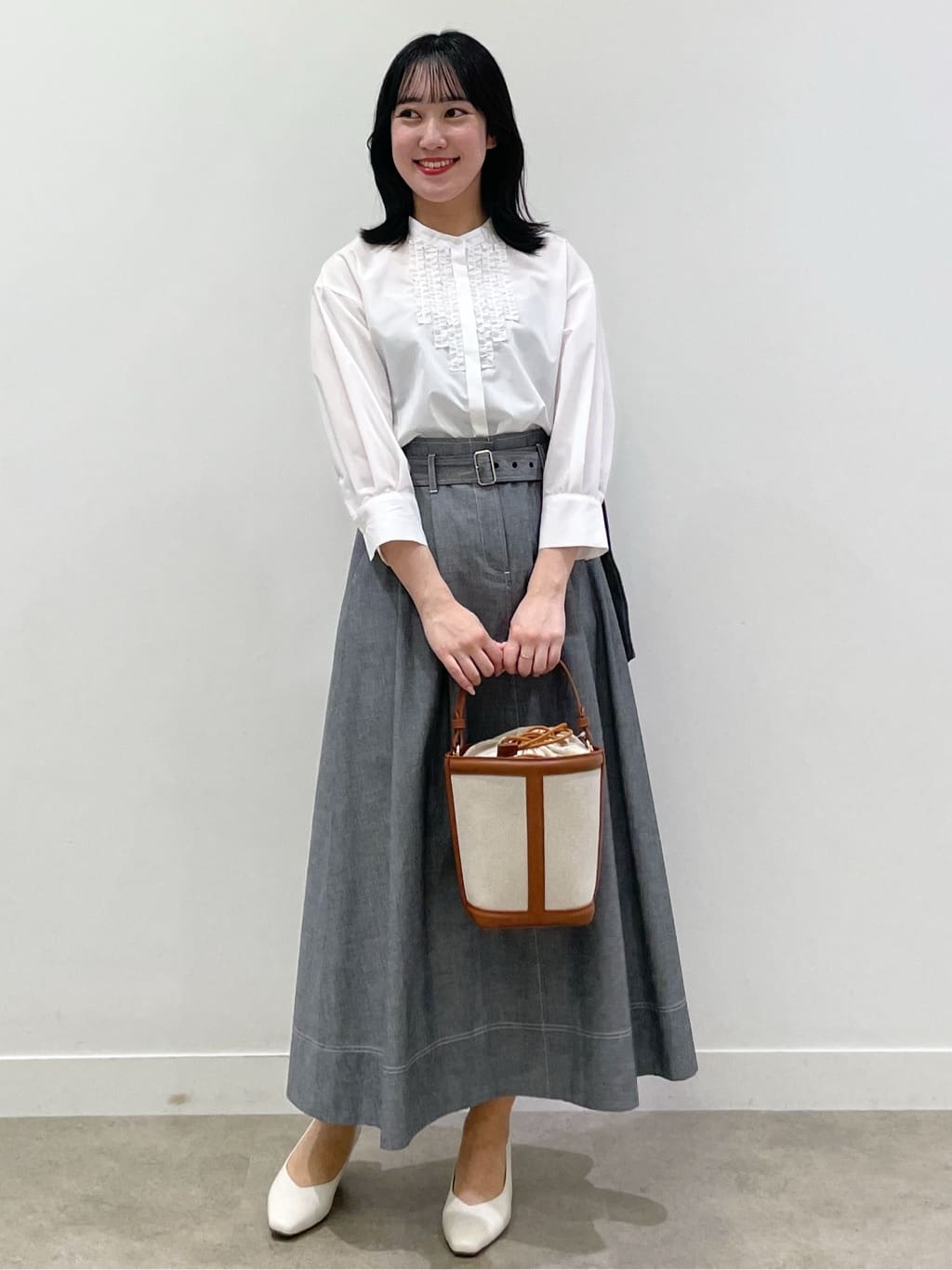 yukariさんの「Reflect｜【接触冷感】八分袖フロントフリルブラウス」を使ったコーディネート