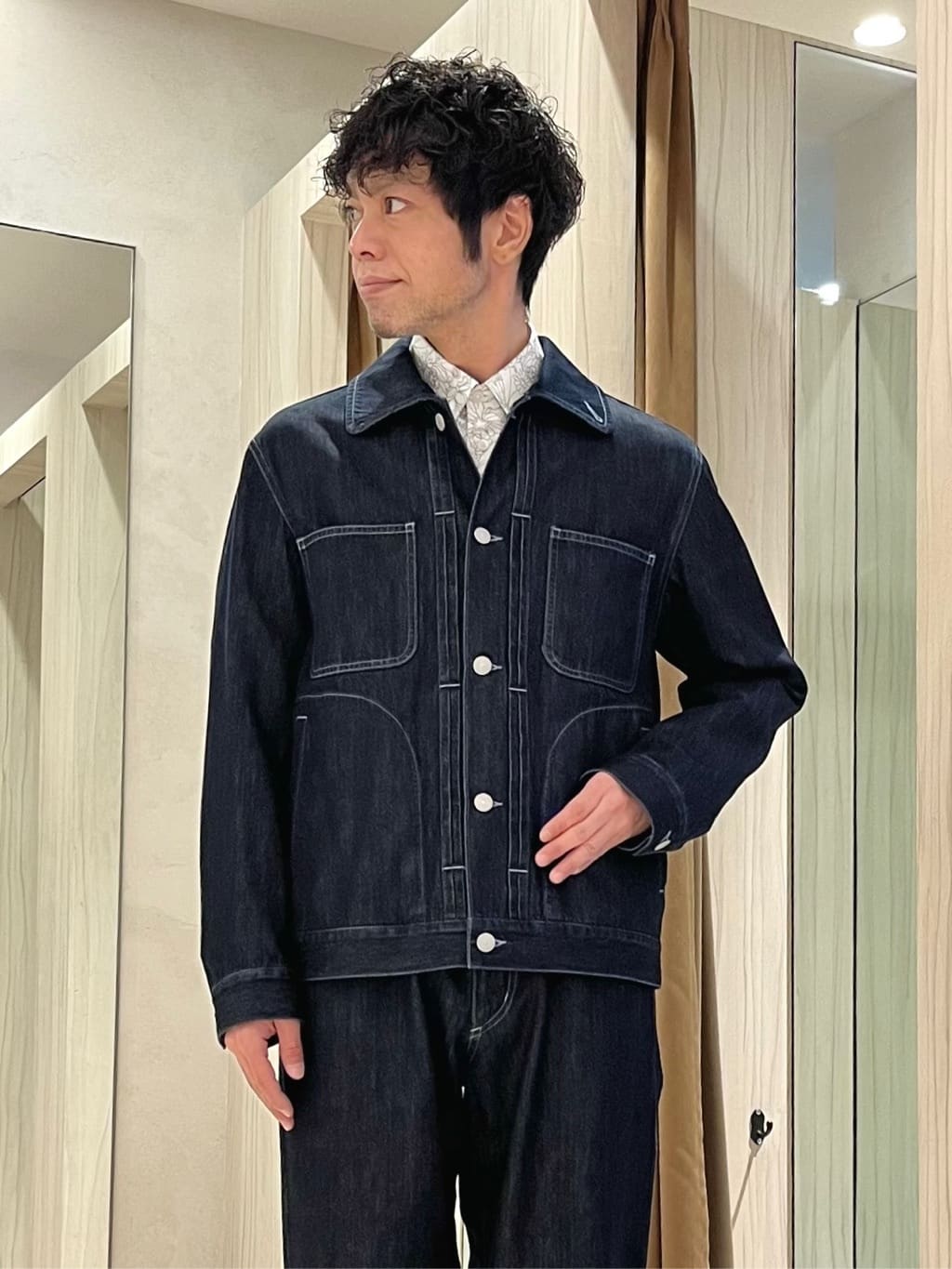 URAさんの「TAKEO KIKUCHI｜【BOWLER HAT LABEL】エクスプローラー Gジャン」を使ったコーディネート