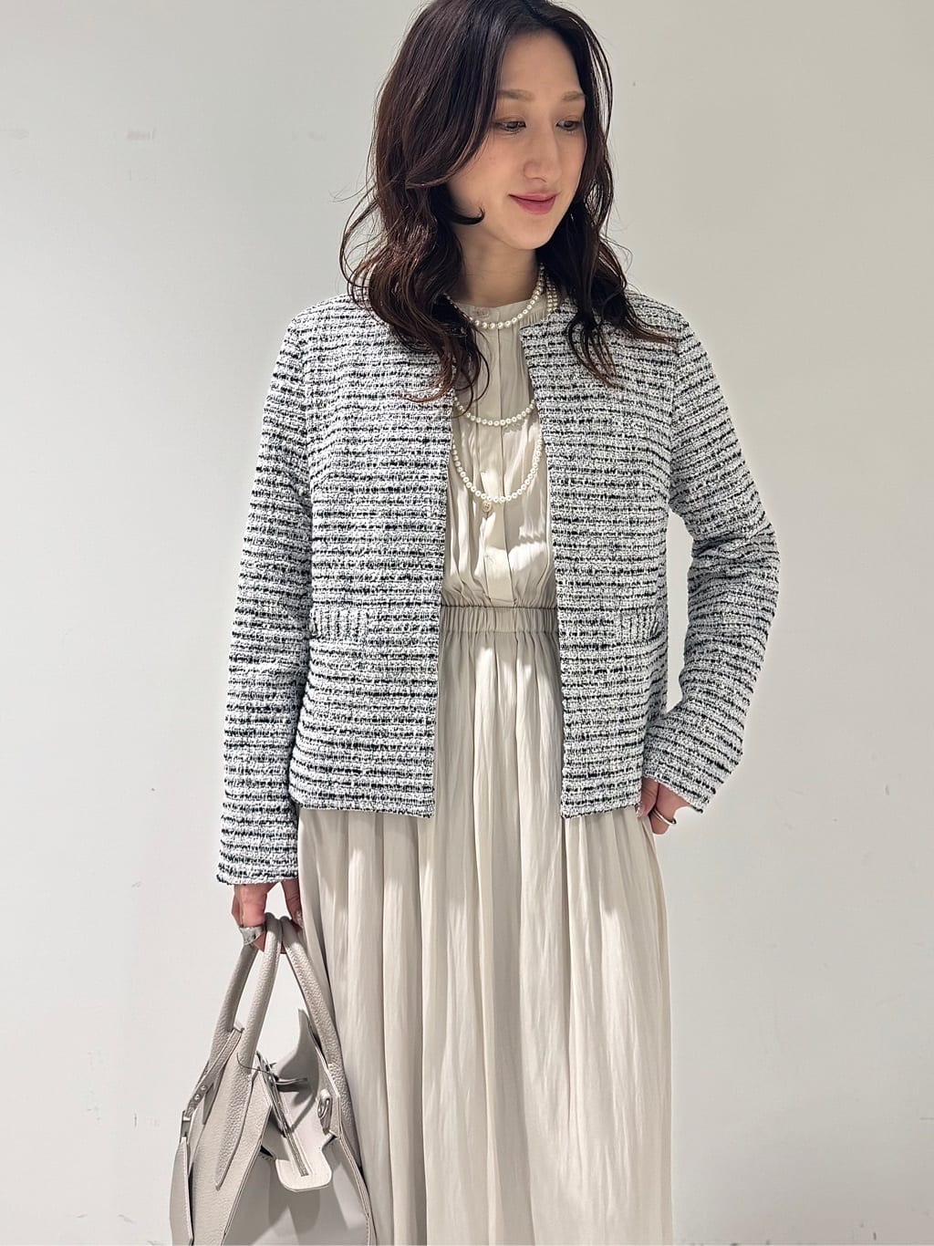 そんさんの「INDIVI｜【洗える】ギャザーフレアワンピース」を使ったコーディネート