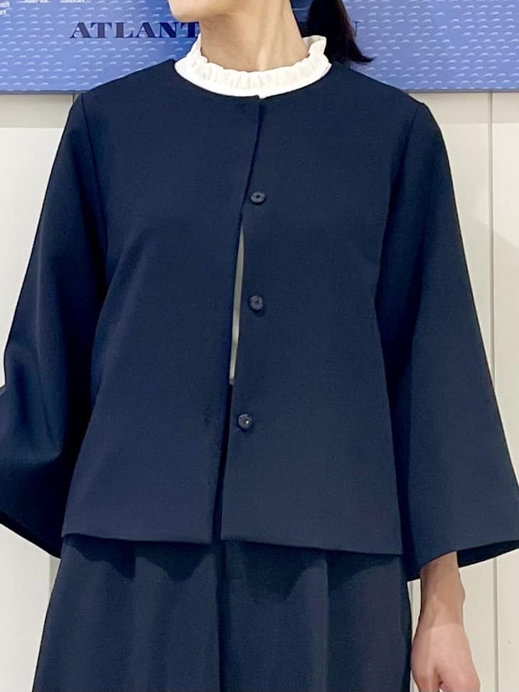 uwatokoさんの「Dessin｜【花粉ガード/撥水加工/洗える】ステンカラースプリングコート」を使ったコーディネート