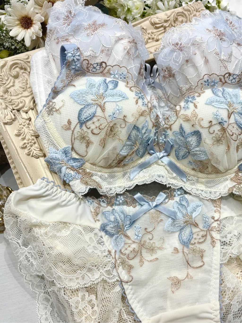 miさんの「Risa Magli｜フルーリ スリップ」を使ったコーディネート