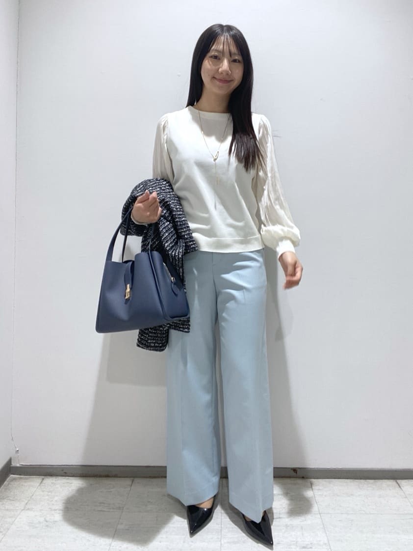 meiさんの「INDIVI｜【洗える／華やか】袖プリーツニット」を使ったコーディネート