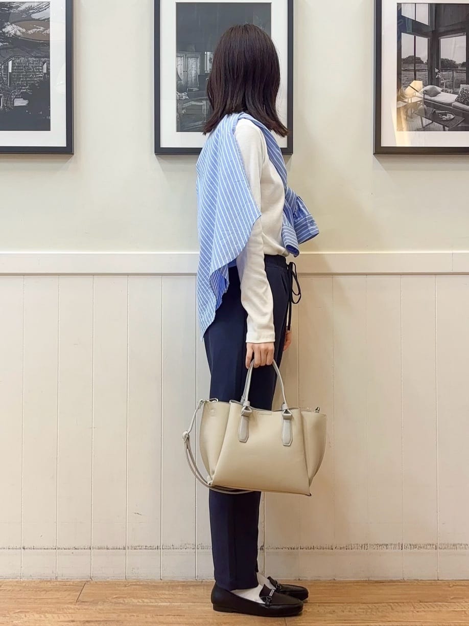 えぬさんの「SHOO･LA･RUE｜ベーシック テレコクルーネックインナー」を使ったコーディネート
